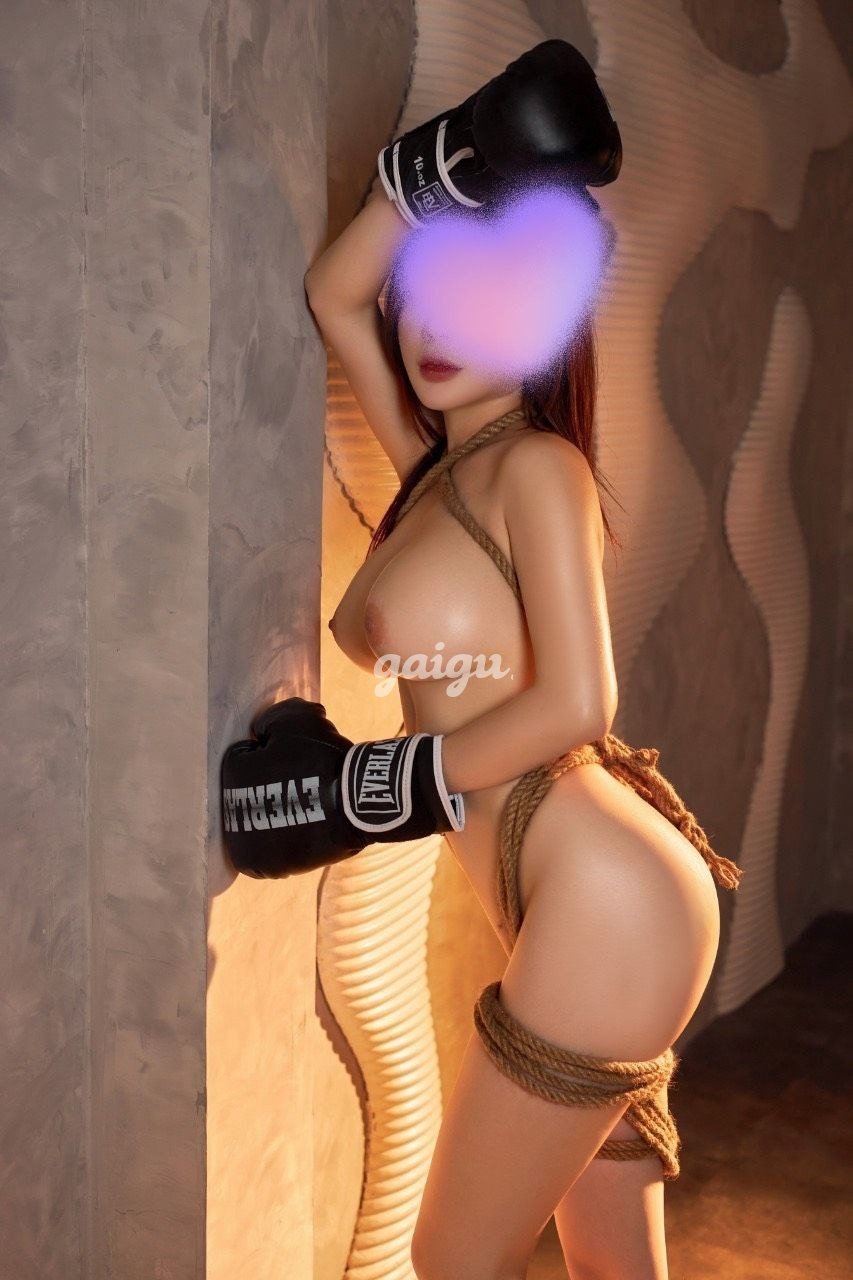 Sarah – XINH XĂN – VÚ TO- BODY ĐẸP – LÀM TÌNH RẤT CẢM XÚC
