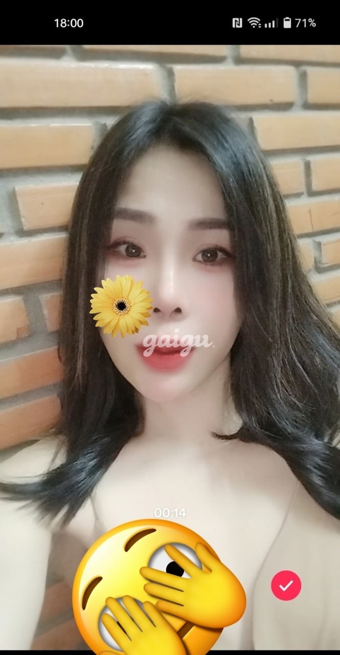 Linh Chi_ Hàng ngon giá rẻ, làm tình xuất sắc