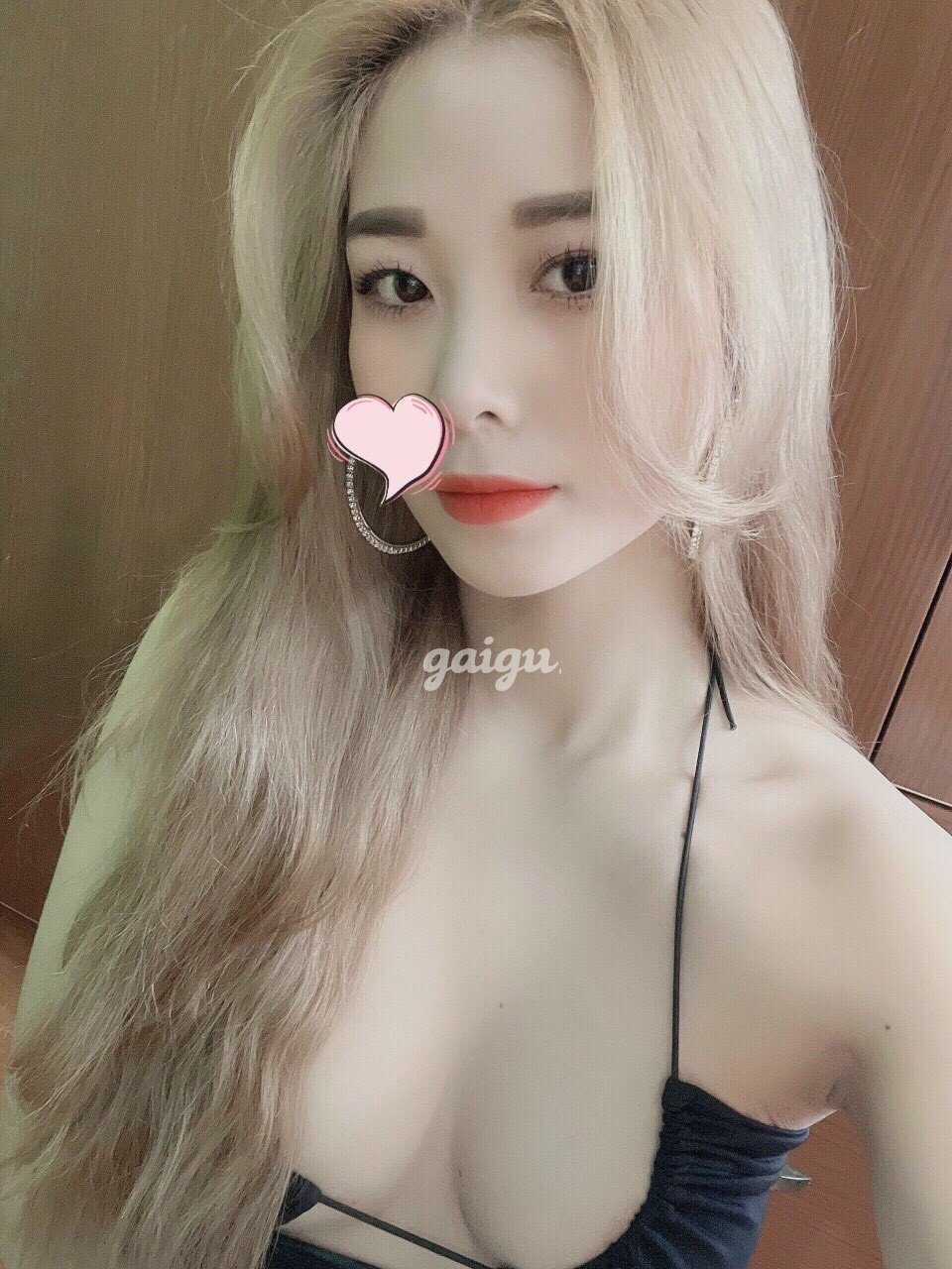 Gái xinh Quỳnh Anh_ Body nóng bỏng, sevice cực dâm