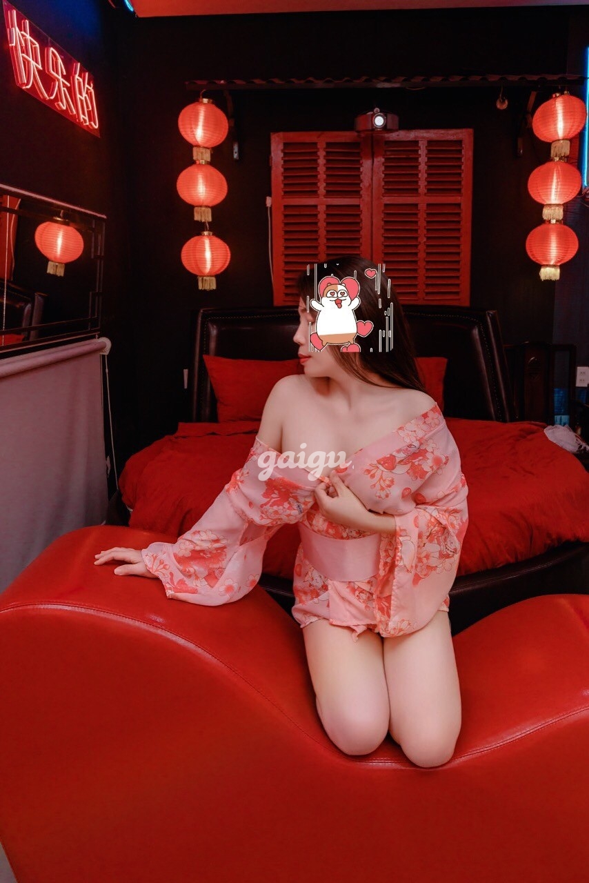 ĐIÊU THUYỀN – COMBO MASSAGE RỒI CHỊCH