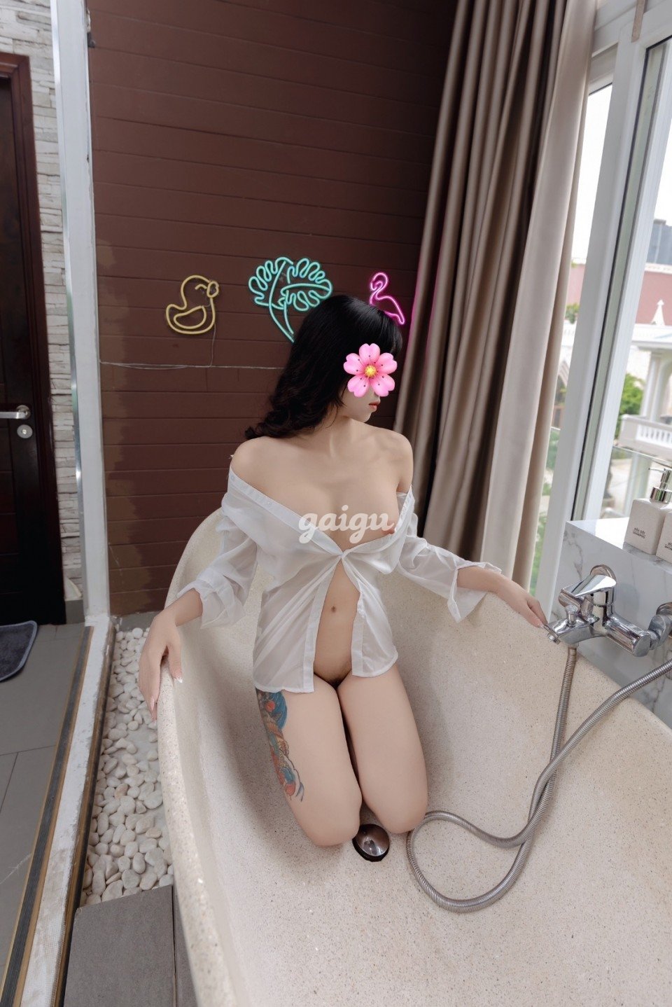 QUỲNH ANH – KỸ NĂNG SEX ĐỈNH CAO – VÚ ĐẸP – MÔNG CONG CHIỀU KHÁCH VÔ ĐỐI